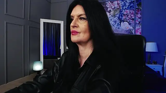 DomMelissaW's cam snapshot