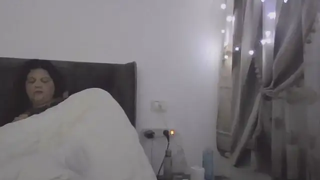 maayanlevi2 live sex cam