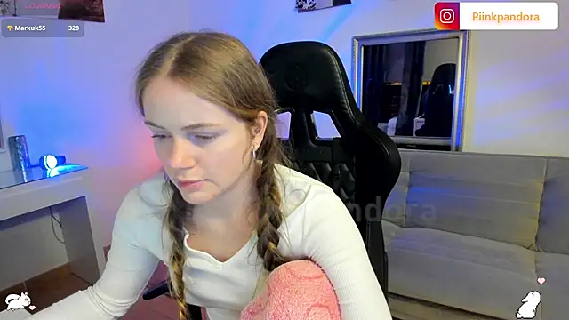 Piinkpandora's cam snapshot