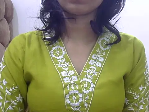 SONIYA_47's cam snapshot