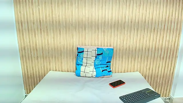 Frayhot777 live sex cam