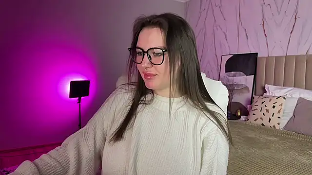 MoonlightLovee's cam snapshot