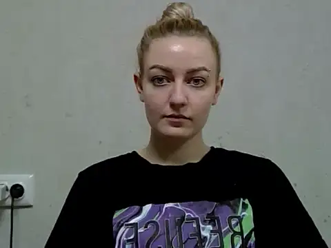 KelGrov2's cam snapshot