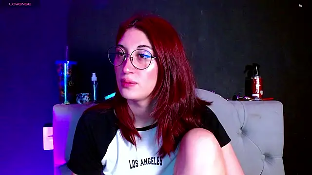 Red-moon1's cam snapshot