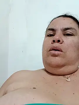 yaneth_'s cam snapshot