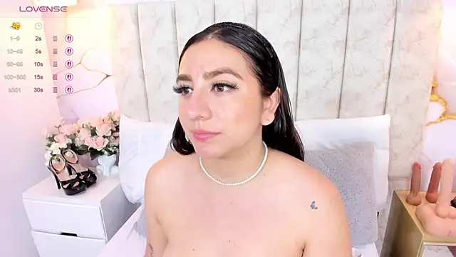 LauraSmith-01's cam snapshot