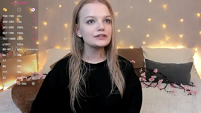 MicheleHonas live sex cam