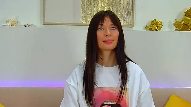 AlexandraBloom's cam snapshot