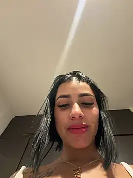 AlannaEvons live sex cam