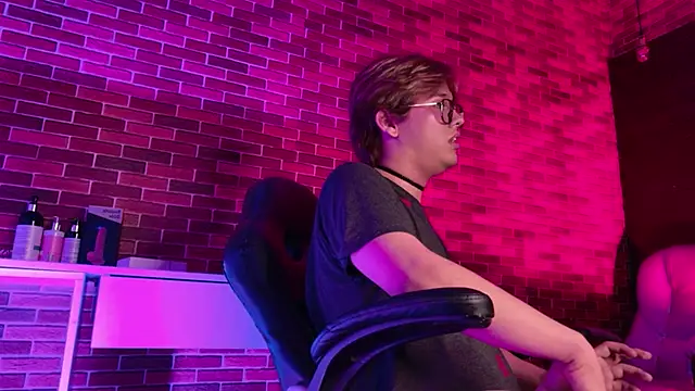 benji_vampire's cam snapshot