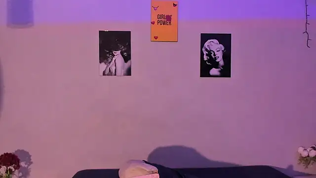 sexynova_93's cam snapshot