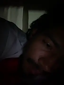 OfficialMineirinho live sex cam