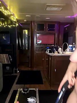 chellerayy's cam snapshot