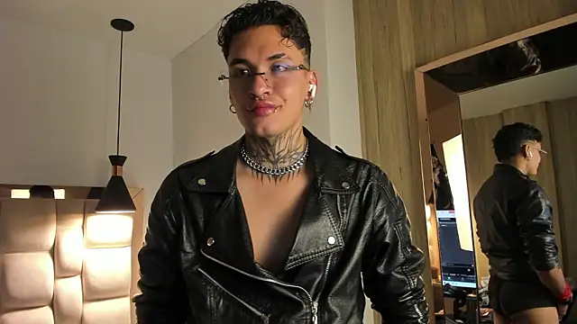 AlecBanne's cam snapshot