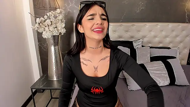 Abriil_cutee's cam snapshot