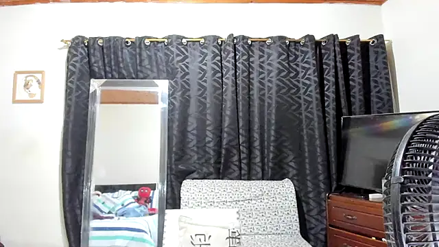 youth_lust69's cam snapshot