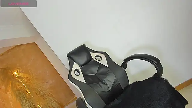 ANNIE_DOLCE_ live sex cam