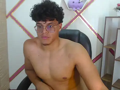 joe_moore_'s cam snapshot