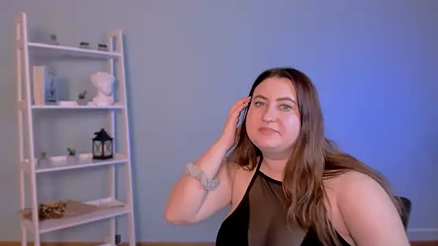 aiva_velvet's cam snapshot