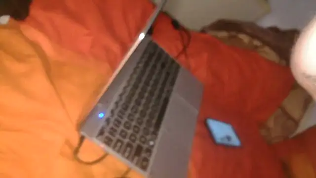 YoungdickNpussy's cam snapshot