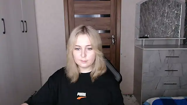 Kristy-Max's cam snapshot