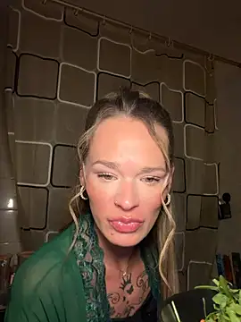 vinique99's cam snapshot