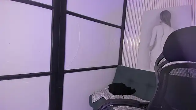 VenusColeman_'s cam snapshot