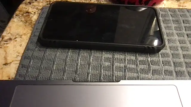 BigGuyMuscle's cam snapshot