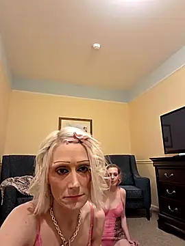 BeautifulFire23's cam snapshot