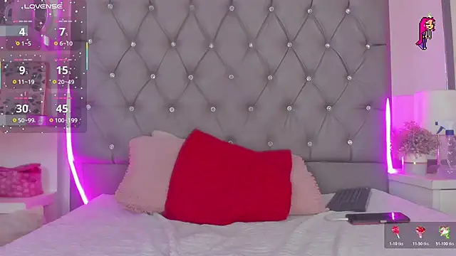 Star-Fire live sex cam