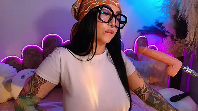 Claiborne_Morris's cam snapshot