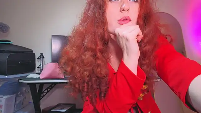 ENGLISHEMILY_69's cam snapshot