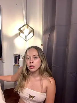 valery_and_Dani_ live sex cam