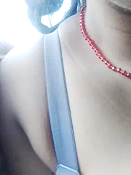 kiara-simmi's cam snapshot