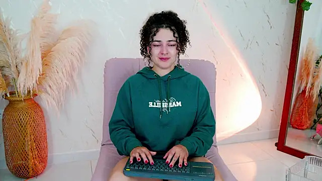 merida_bell18 live sex cam