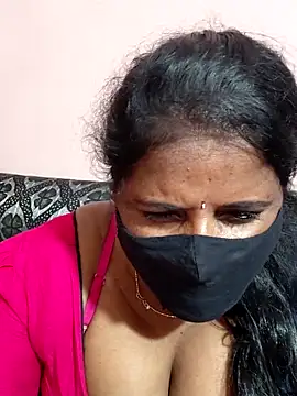 siri_tamiltelugu's cam snapshot