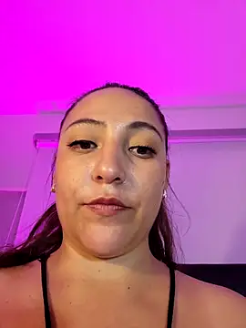 VickyHoult live sex cam