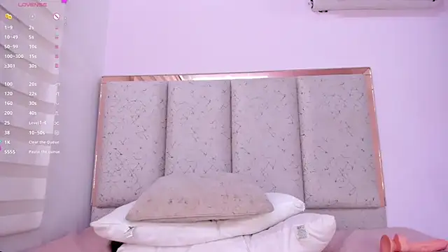 violeta_olsen's cam snapshot