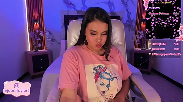 Jeen_Taylor's cam snapshot