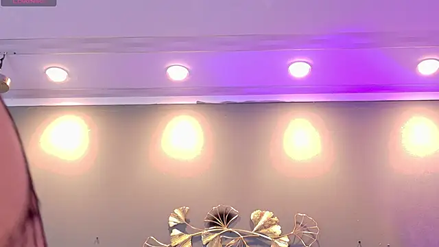 kendalFox_'s cam snapshot