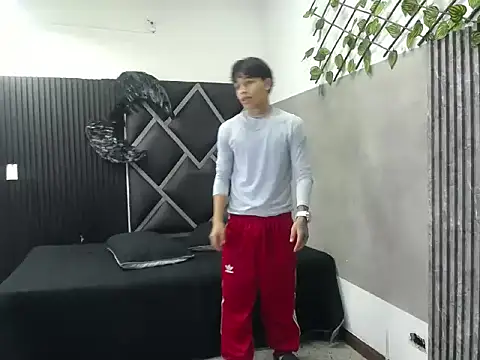 Dogan_Renzo0 live sex cam