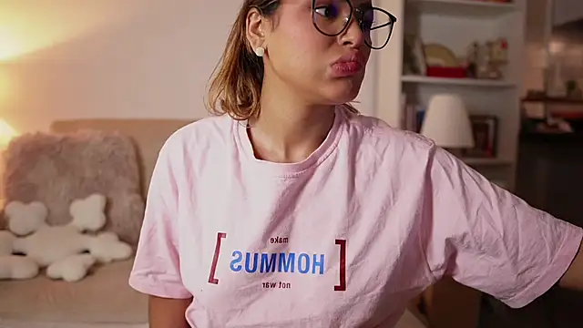 SaraParisi's cam snapshot