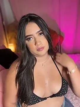 Emiily_Moore1 live sex cam