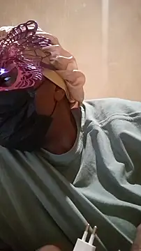 STUFUZASABO live sex cam