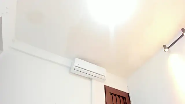 Genesiss23's cam snapshot