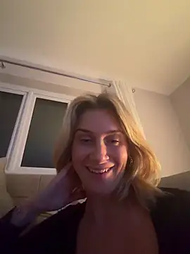 axhughes's cam snapshot