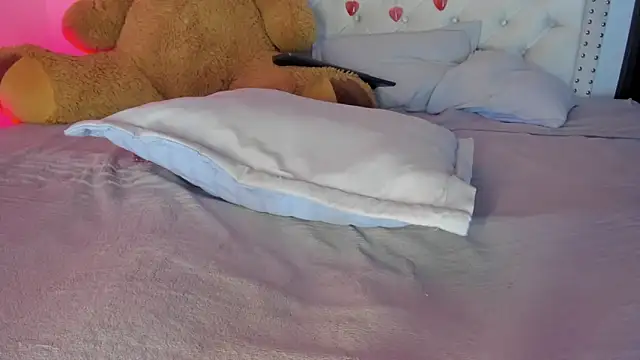 taylor-sexyy's cam snapshot