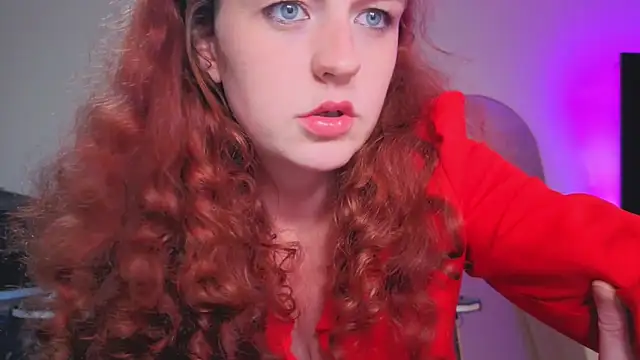 ENGLISHEMILY_69's cam snapshot