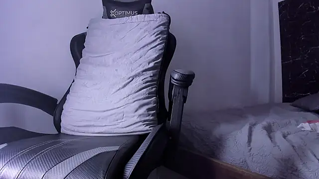 Alicia-93's cam snapshot