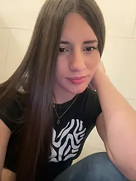 Isabella21_'s cam snapshot